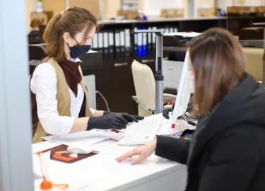 Статья рассказывает о процессе оформления банкротства через МФЦ для физических лиц в Санкт-Петербурге в 2024 году. В ней подробно объясняются преим...