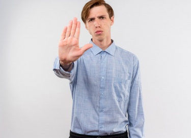 Статья рассматривает причины, по которым может быть отказано в банкротстве физического лица, включая законодательные основания, примеры из практики...