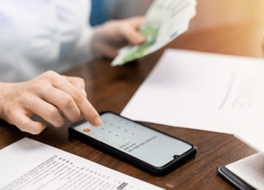 Статья подробно объясняет, как доказать право на использование чужой земли, какие документы необходимы для подтверждения прав, а также как правильн...